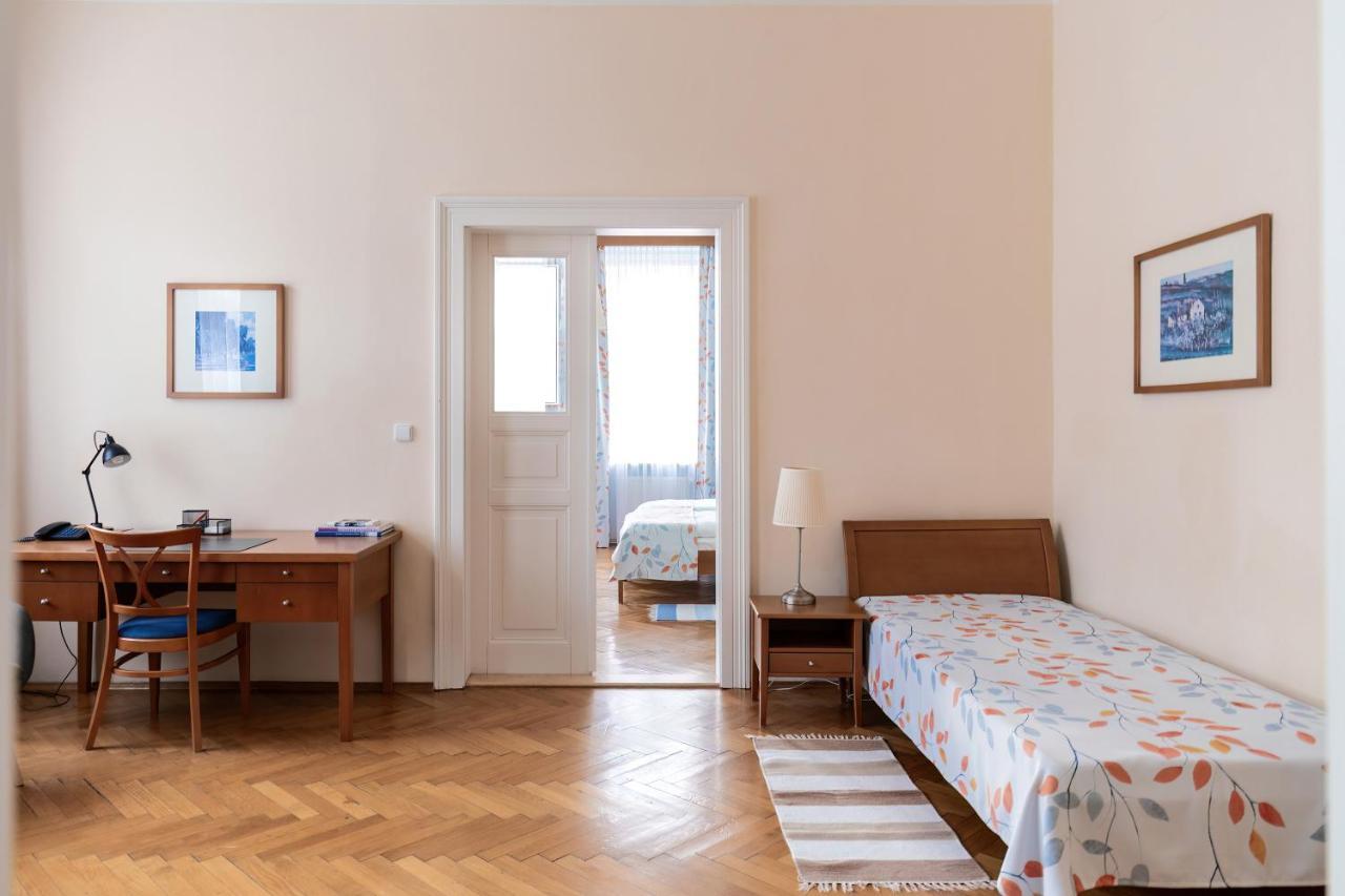 Sibelius Apartments Прага Экстерьер фото