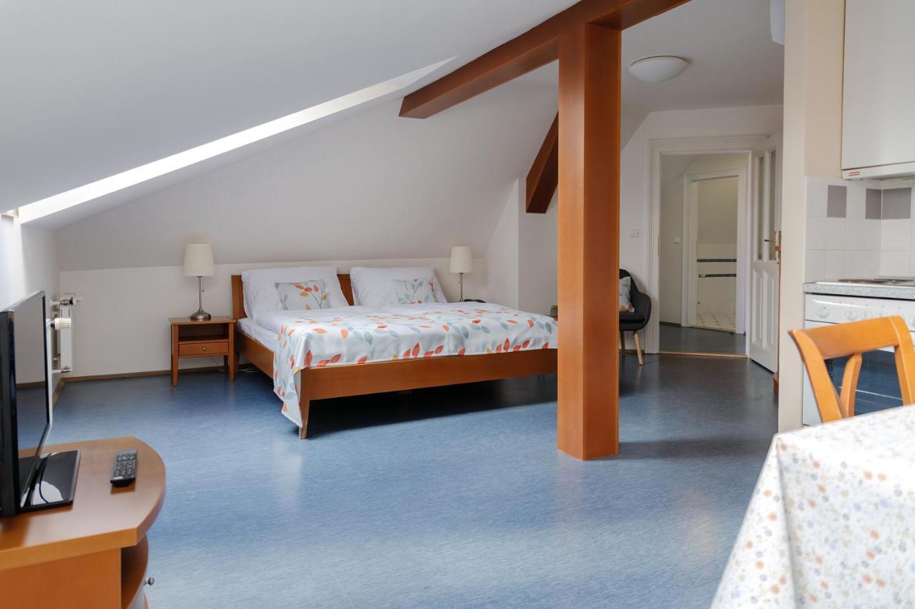 Sibelius Apartments Прага Экстерьер фото